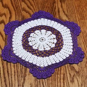 New Hand Crafted 2-Way Circle, Purple & White 12" Doily